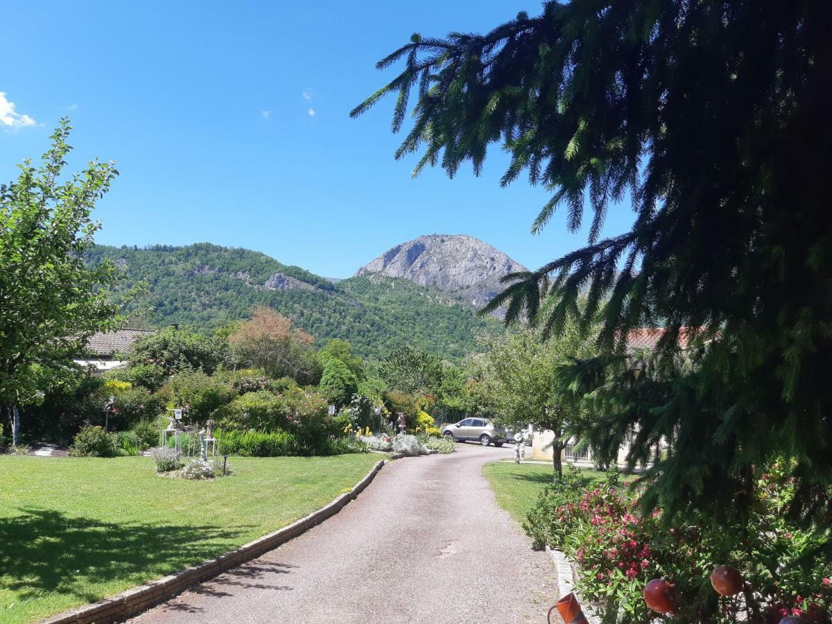 Gites Le Clos Des Pradals- Montagne & Nature A Banat Tarascon Ariege Εξωτερικό φωτογραφία